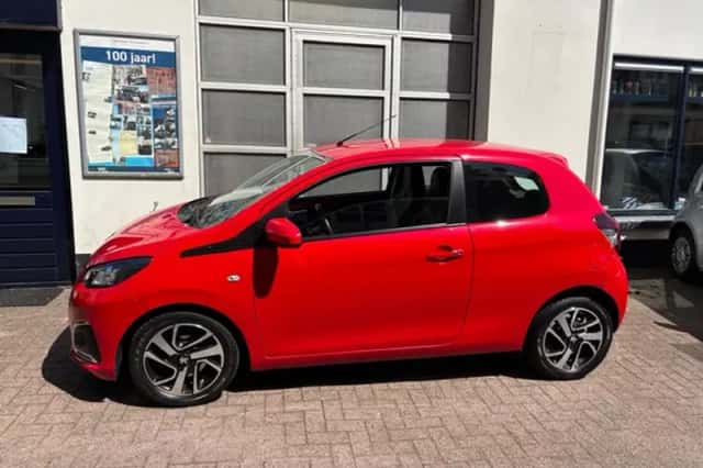 Peugeot 108 (2016) thumbnail 3