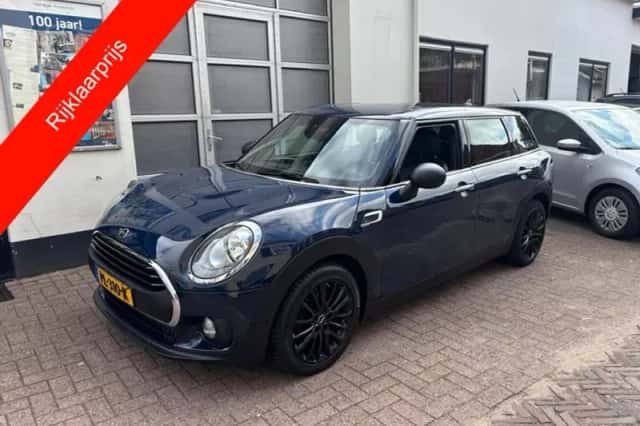 MINI Clubman (2017) thumbnail 1