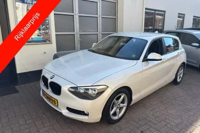BMW 1-Serie (2015) thumbnail 1