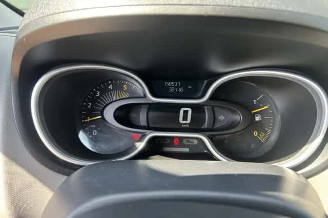 Renault Trafic (2016) thumbnail 4