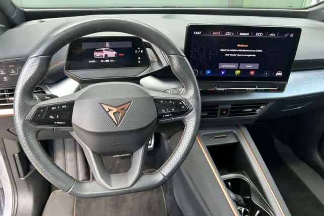 CUPRA Born (2022) thumbnail 3