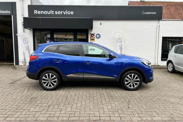 Renault Kadjar (2021) thumbnail 5