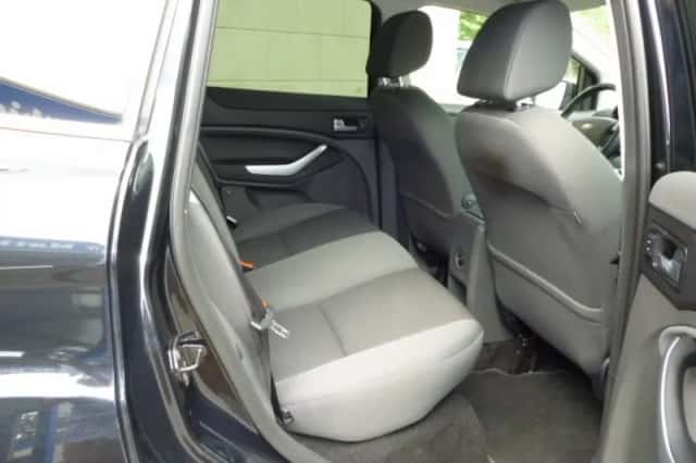 Ford Kuga (2012) thumbnail 5