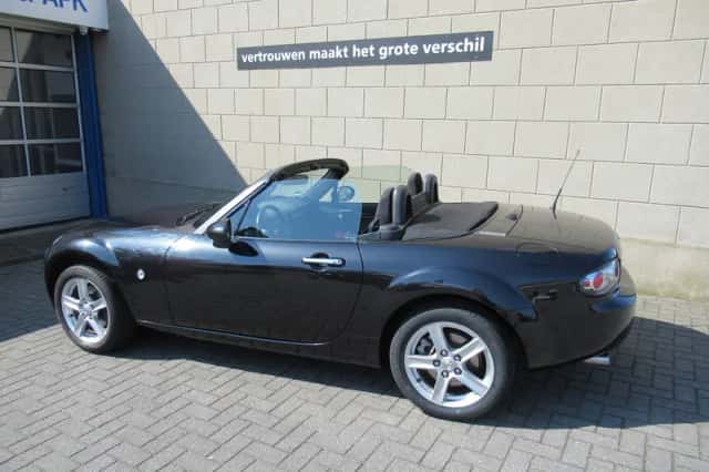 Mazda MX-5 (2006) thumbnail 1