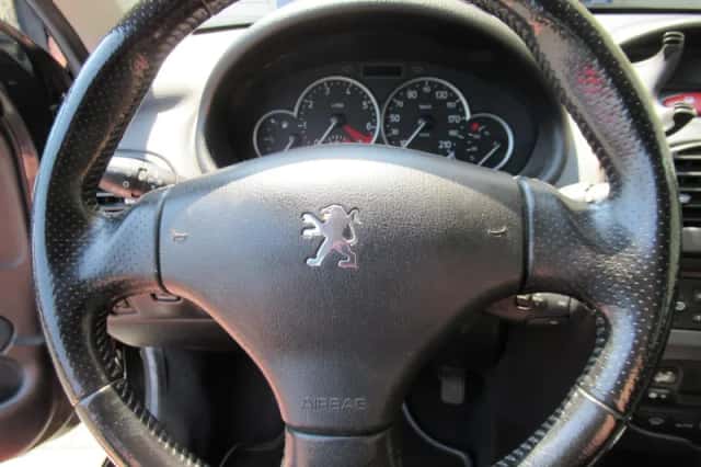 Peugeot 206 (2004) thumbnail 6