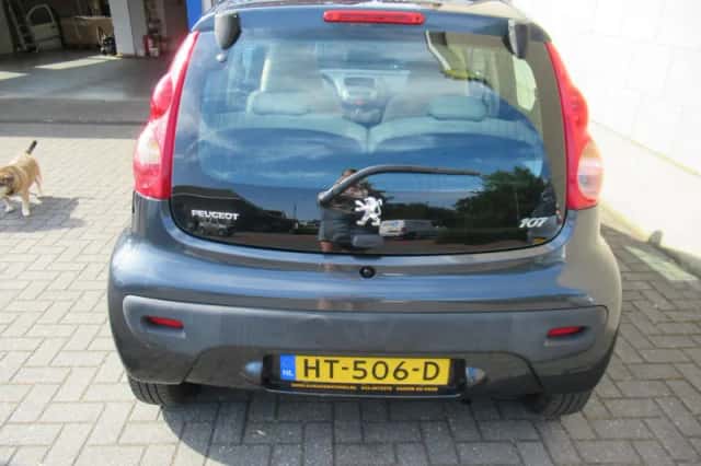 Peugeot 107 (2005) thumbnail 3