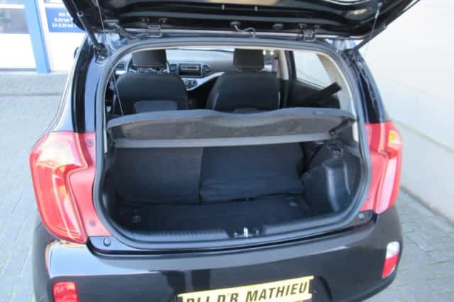Kia Picanto (2011) thumbnail 4