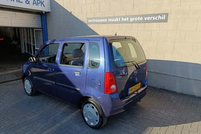 Opel Agila (2000) thumbnail 3