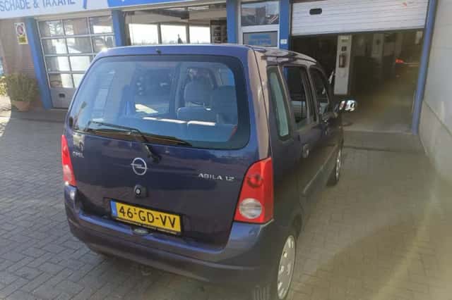 Opel Agila (2000) thumbnail 5