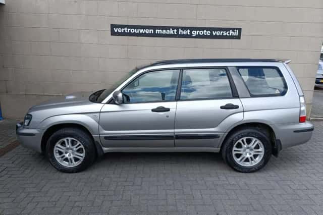 Subaru Forester (2005) thumbnail 1