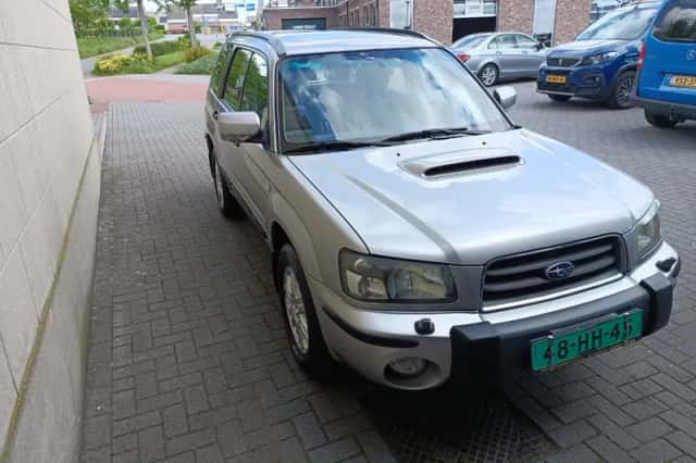 Subaru Forester (2005) thumbnail 2