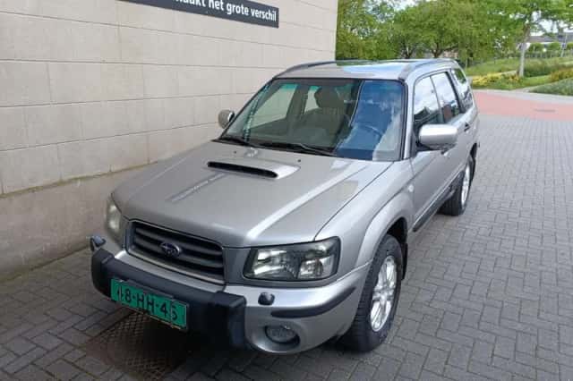 Subaru Forester (2005) thumbnail 3