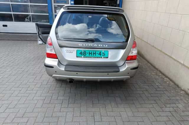 Subaru Forester (2005) thumbnail 6