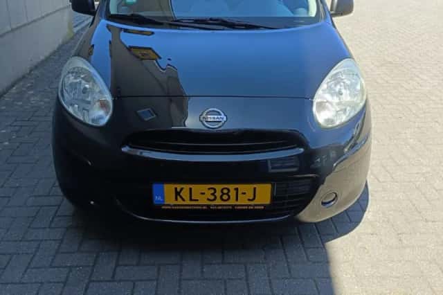 Nissan Micra (2011) thumbnail 2