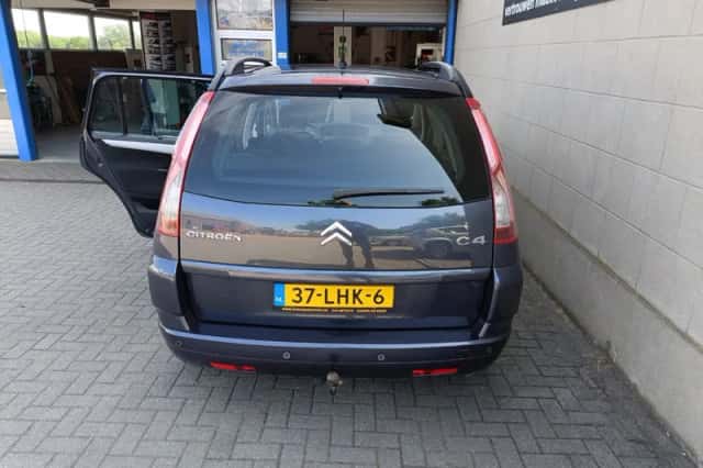 Citroën C4 (2008) thumbnail 4