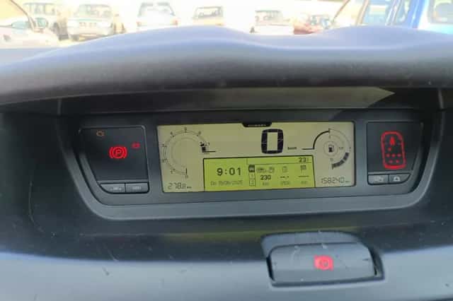 Citroën C4 (2008) thumbnail 6