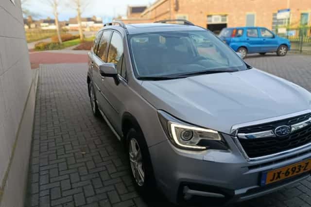 Subaru Forester (2016) thumbnail 4