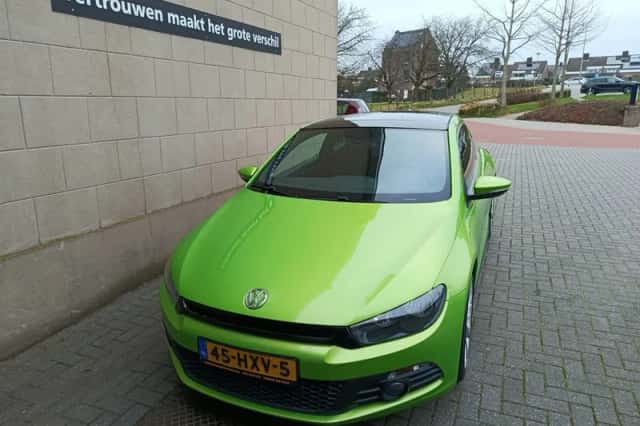 Volkswagen Scirocco (2009) thumbnail 2