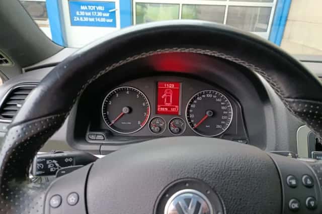Volkswagen Scirocco (2009) thumbnail 6