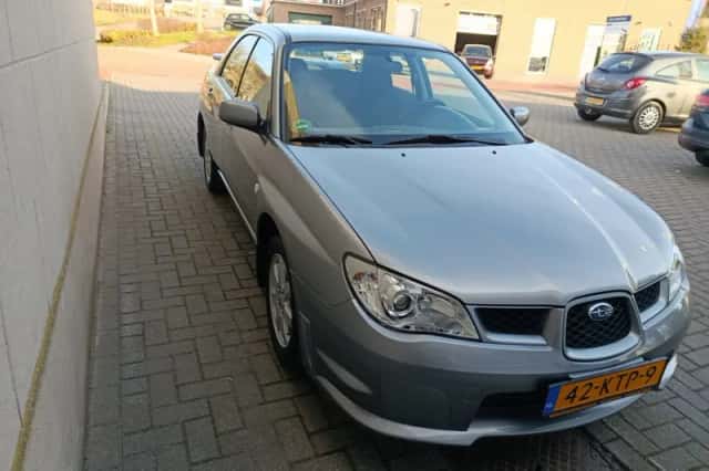 Subaru Impreza (2011) thumbnail 3
