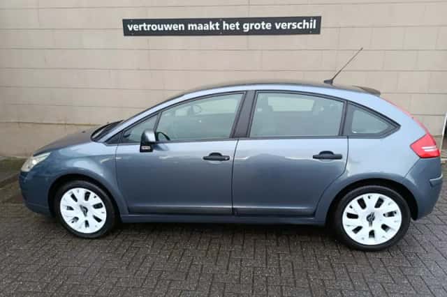 Citroën C4 (2007) thumbnail 1
