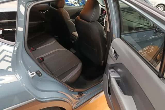 Subaru Crosstrek (2024) thumbnail 5