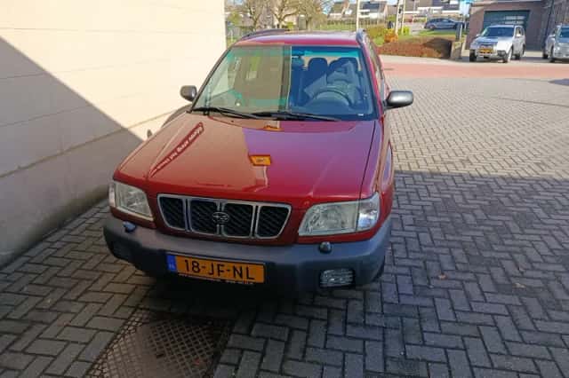 Subaru Forester (2002) thumbnail 2