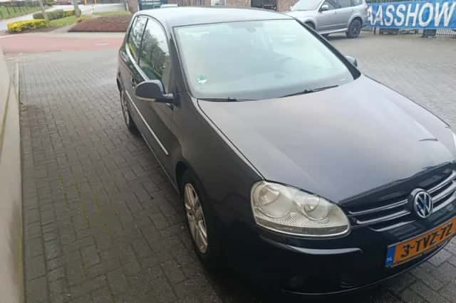 Volkswagen Golf (2008) thumbnail 2