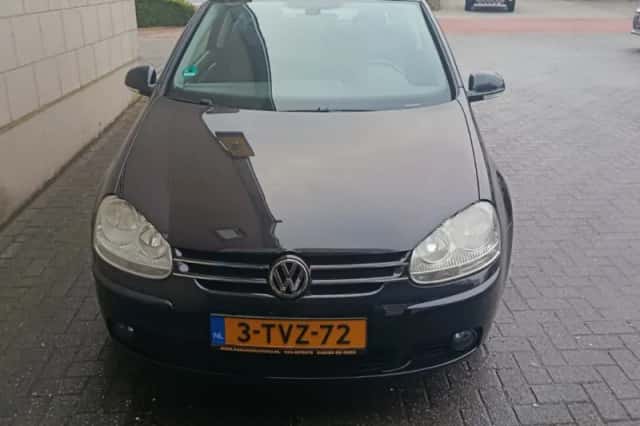 Volkswagen Golf (2008) thumbnail 3