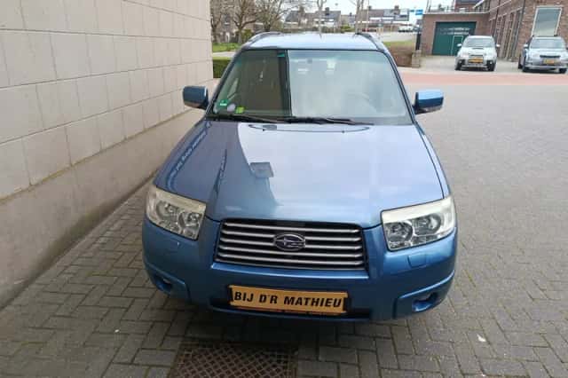 Subaru Forester (2008) thumbnail 2