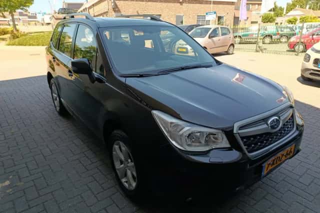 Subaru Forester (2014) thumbnail 2