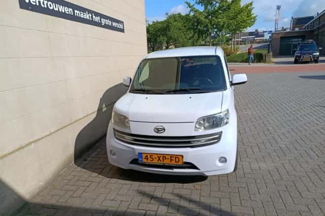 Daihatsu Materia (2007) thumbnail 3