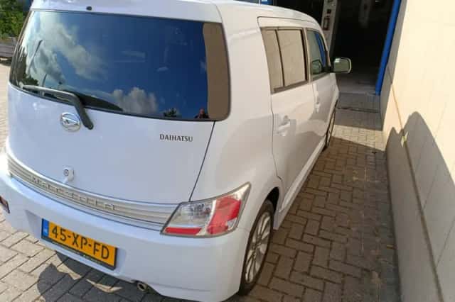 Daihatsu Materia (2007) thumbnail 4