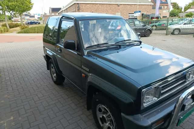Daihatsu Feroza (1992) thumbnail 3