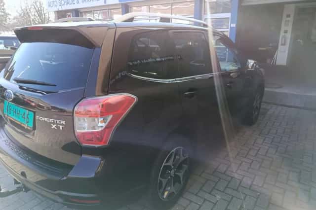 Subaru Forester (2013) thumbnail 4