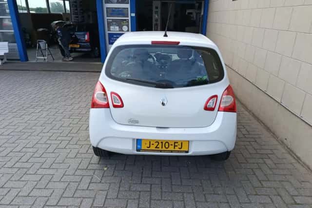 Renault Twingo (2014) thumbnail 2