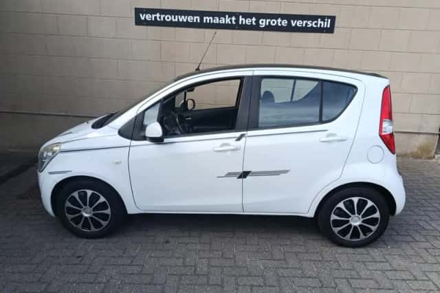 Suzuki Splash (2012) thumbnail 1