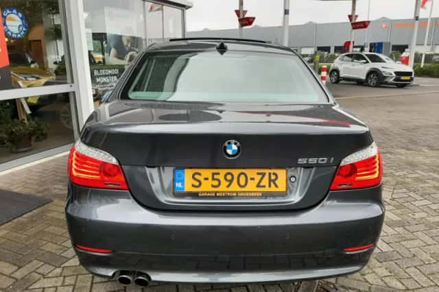 BMW 5-Serie (2007) thumbnail 3