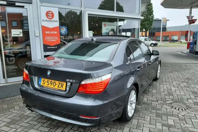 BMW 5-Serie (2007) thumbnail 4