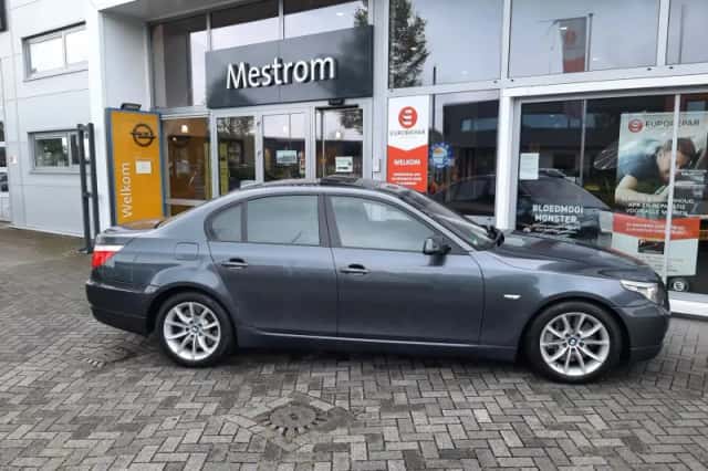 BMW 5-Serie (2007) thumbnail 5