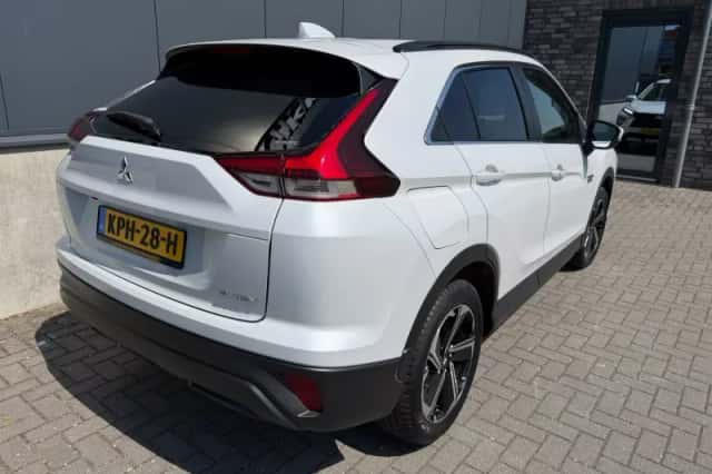Mitsubishi Eclipse Cross (2022) thumbnail 4