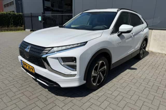 Mitsubishi Eclipse Cross (2022) thumbnail 5