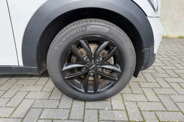MINI Countryman (2013) thumbnail 2
