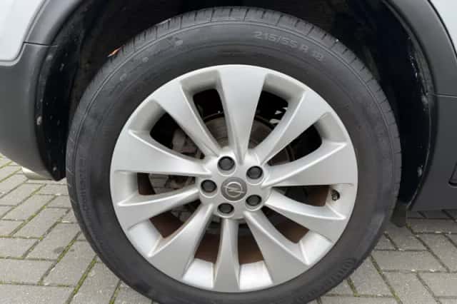 Opel Mokka (2015) thumbnail 2