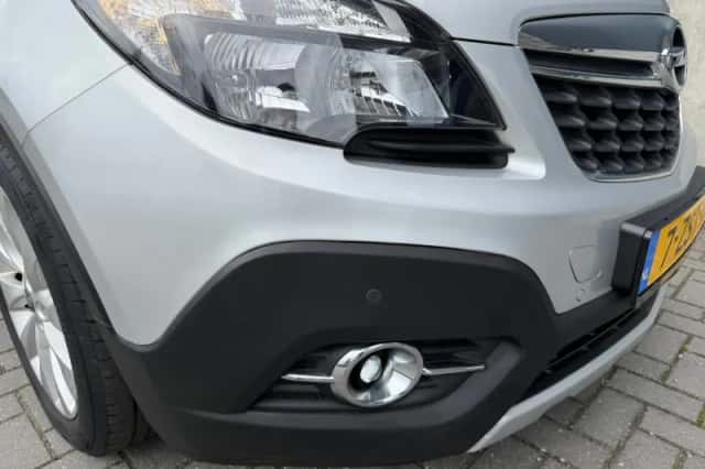 Opel Mokka (2015) thumbnail 4