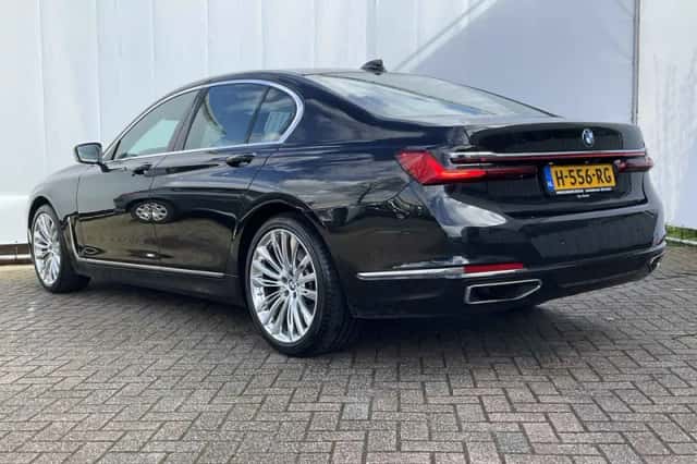 BMW 7-Serie (2020) thumbnail 2