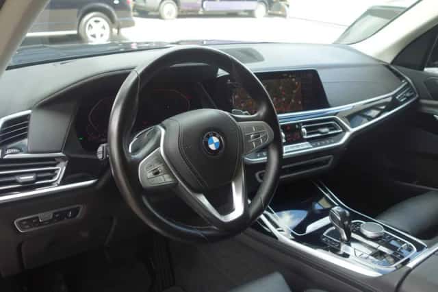 BMW X7 (2019) thumbnail 3