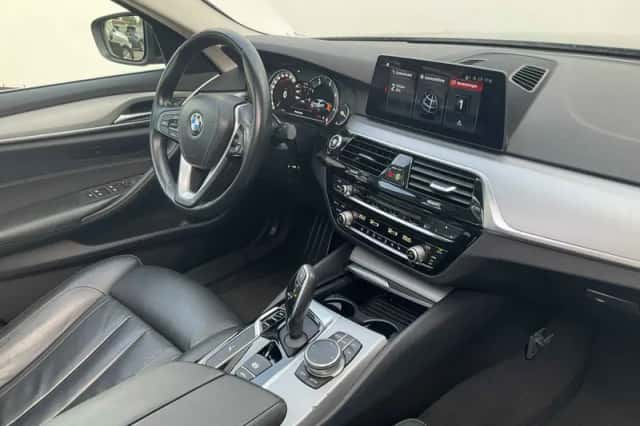 BMW 5-Serie (2018) thumbnail 3