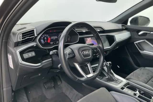 Audi Q3 Sportback (2020) thumbnail 3