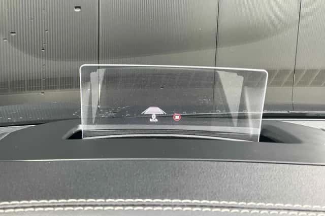 Ford Kuga (2020) thumbnail 5